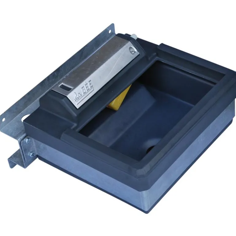 Abreuvoir Polybac 25 M simple avec rebord intérieur et support de fixation