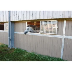 Fenêtre ouvrante barreaudée