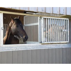 Fenêtre ouvrante barreaudée