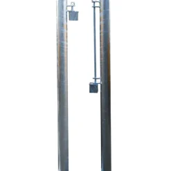 Poteaux avec fixation et système anti-effraction