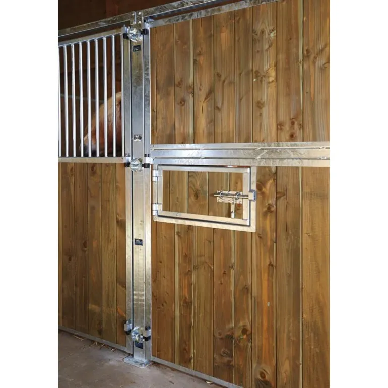 Trappe pivotante d'alimentation tirant gauche